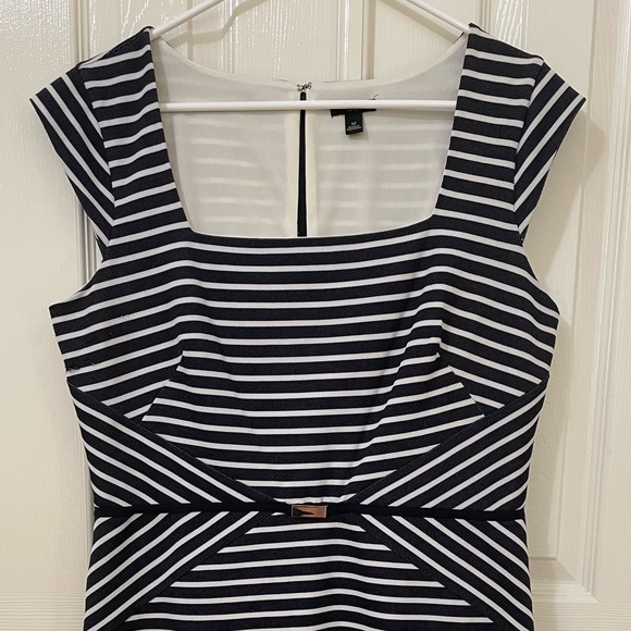 Ann Taylor, black and white striped dress, size 12 - Picture 5 of 7